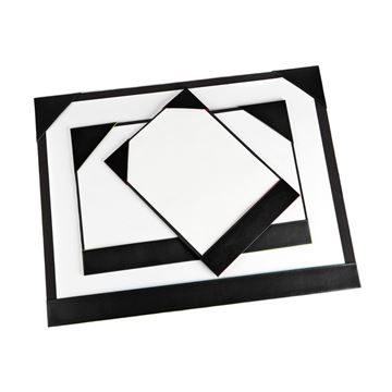 Picture of Recycled ELeather A4 Desk Pad Blotter, made in the UK in a choice of 8 colours.